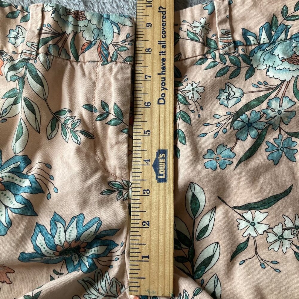 Loft Outlet 4” Shorts Vintage Style Floral Print Womens Shorts Size 8 - Picture 6 of 7